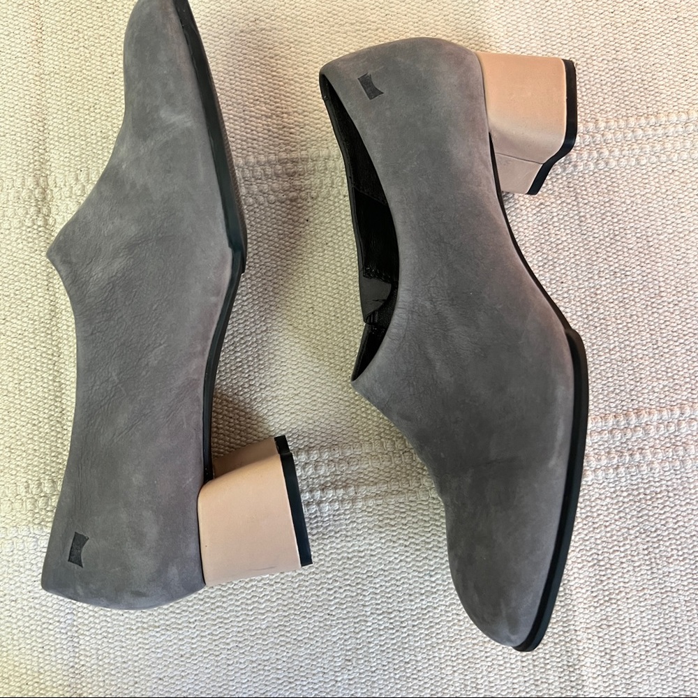 Camper Kara Grey and Cream Block Heel Pump Shoes - Picture 5 of 10